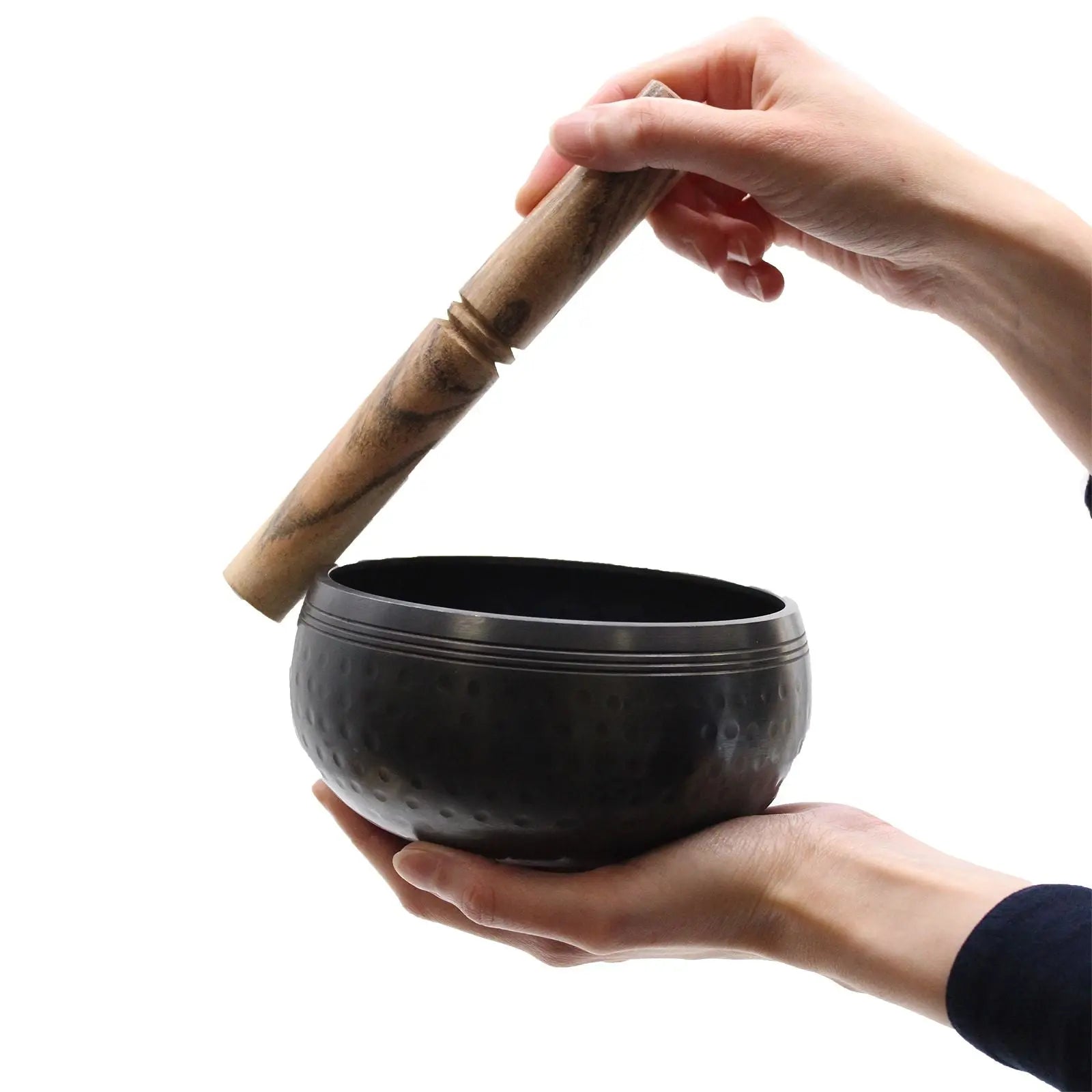 bol chantant tibétain utilisé avec un maillet pour la méditation