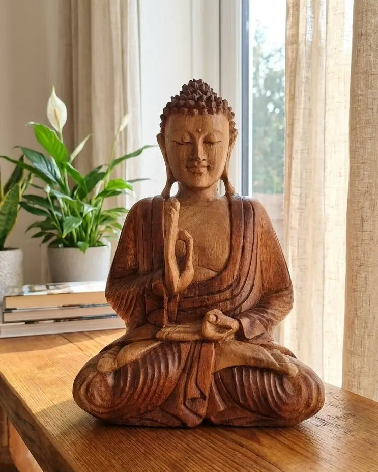 Statue Bouddha 30 cm sculptée à la main en Bois de Suar – Geste de la Transmission (Bali)