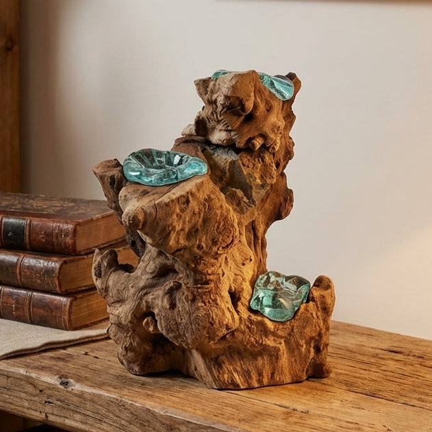 Bougeoir Triple en Verre en Fusion sur Racine de Gamal - Pièce Artisanale Balinaise