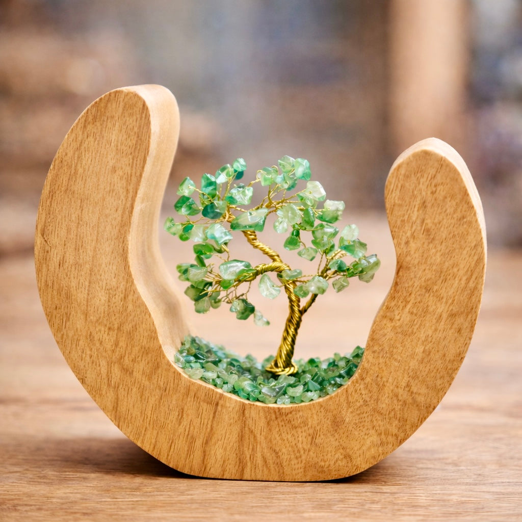 Green aventurine tree garden (60 shards) — open mango wood ring