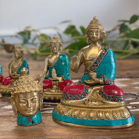 Statue de Bouddha en laiton - Mains vers le bas - 11.5 cm