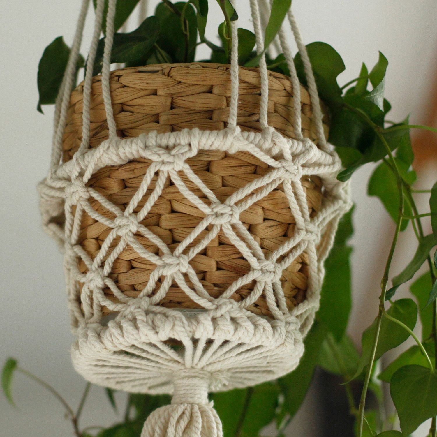 Support pour Pot en Macramé Naturel – Petit Modèle Suspendu