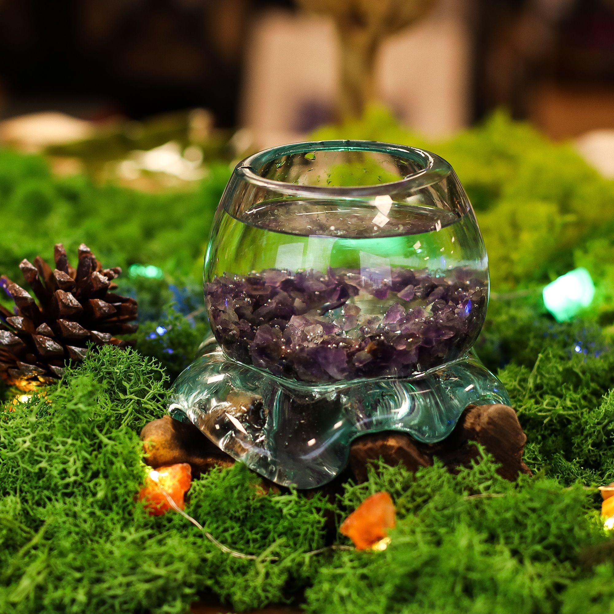 Mini Bocal en Verre en Fusion sur Racine de Gamal - Pièce Artisanale Balinaise