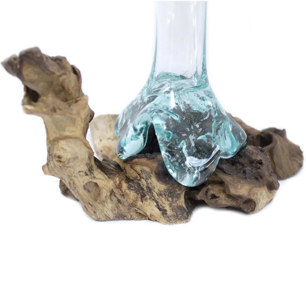 Vase Haut en Verre en Fusion sur Racine de Gamal - Pièce Artisanale Balinaise AWGifts Dropship