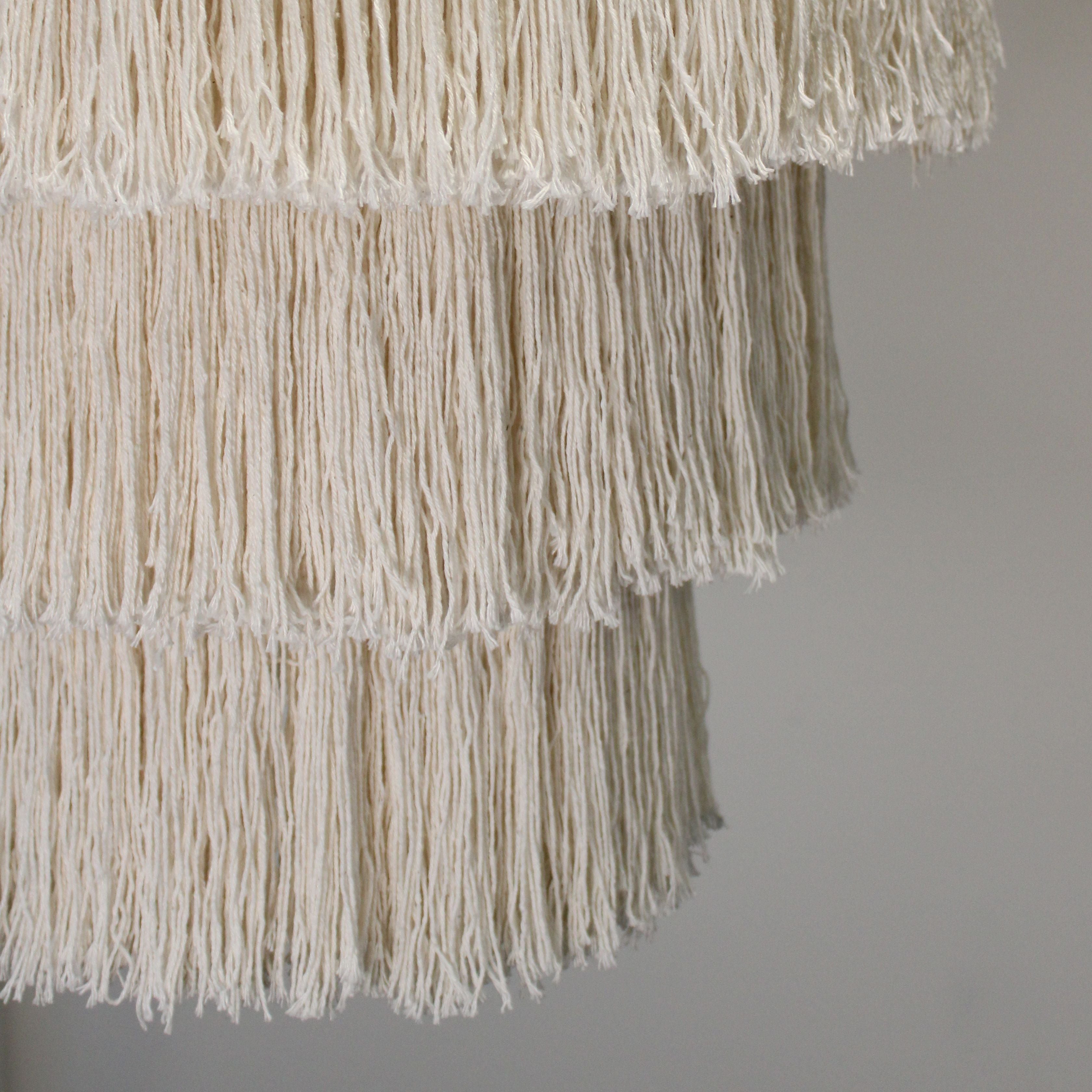 Lustre décoratif en macramé naturel pour salon ou chambre bohème