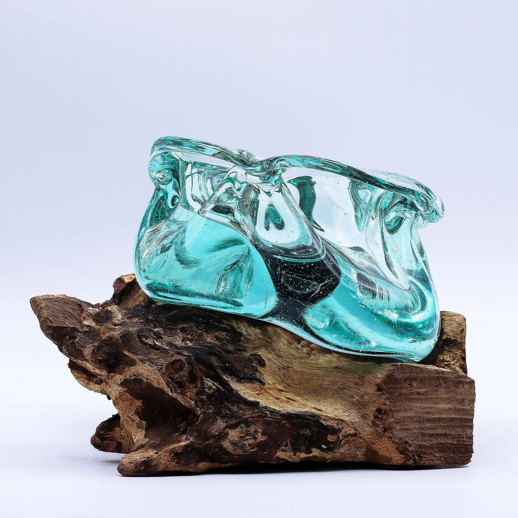 Cendrier et Bougeoir en Verre en Fusion sur Racine de Gamal - Pièce Artisanale Balinaise