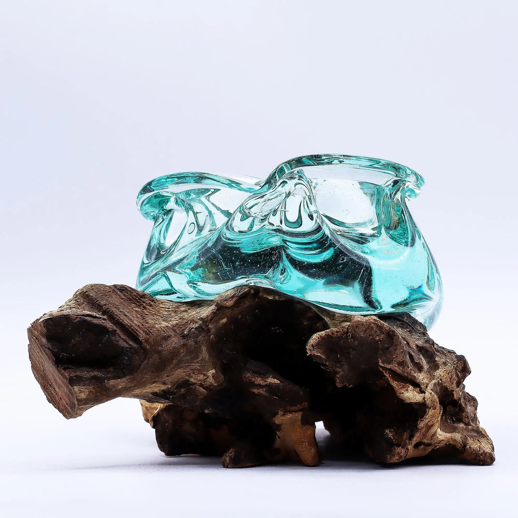 Cendrier et Bougeoir en Verre en Fusion sur Racine de Gamal - Pièce Artisanale Balinaise