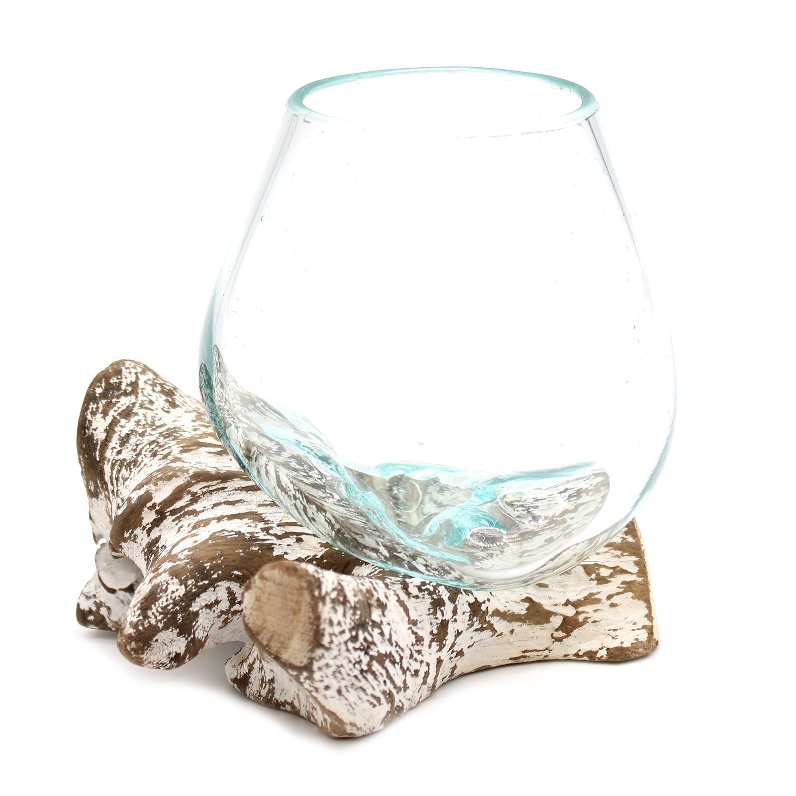 Bol en verre fondu sur bois de Gamal blanchi – Bali