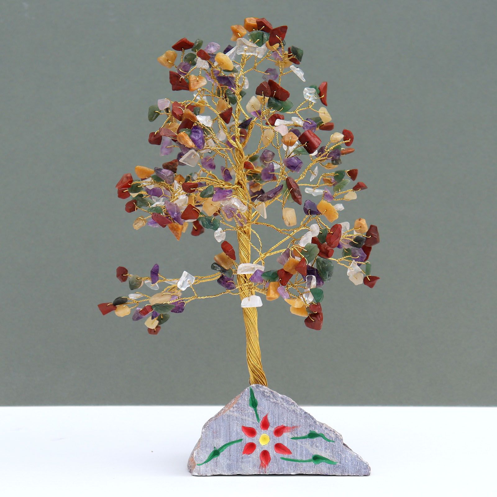Tree made of mixed natural stones – 320 stones – Stone base