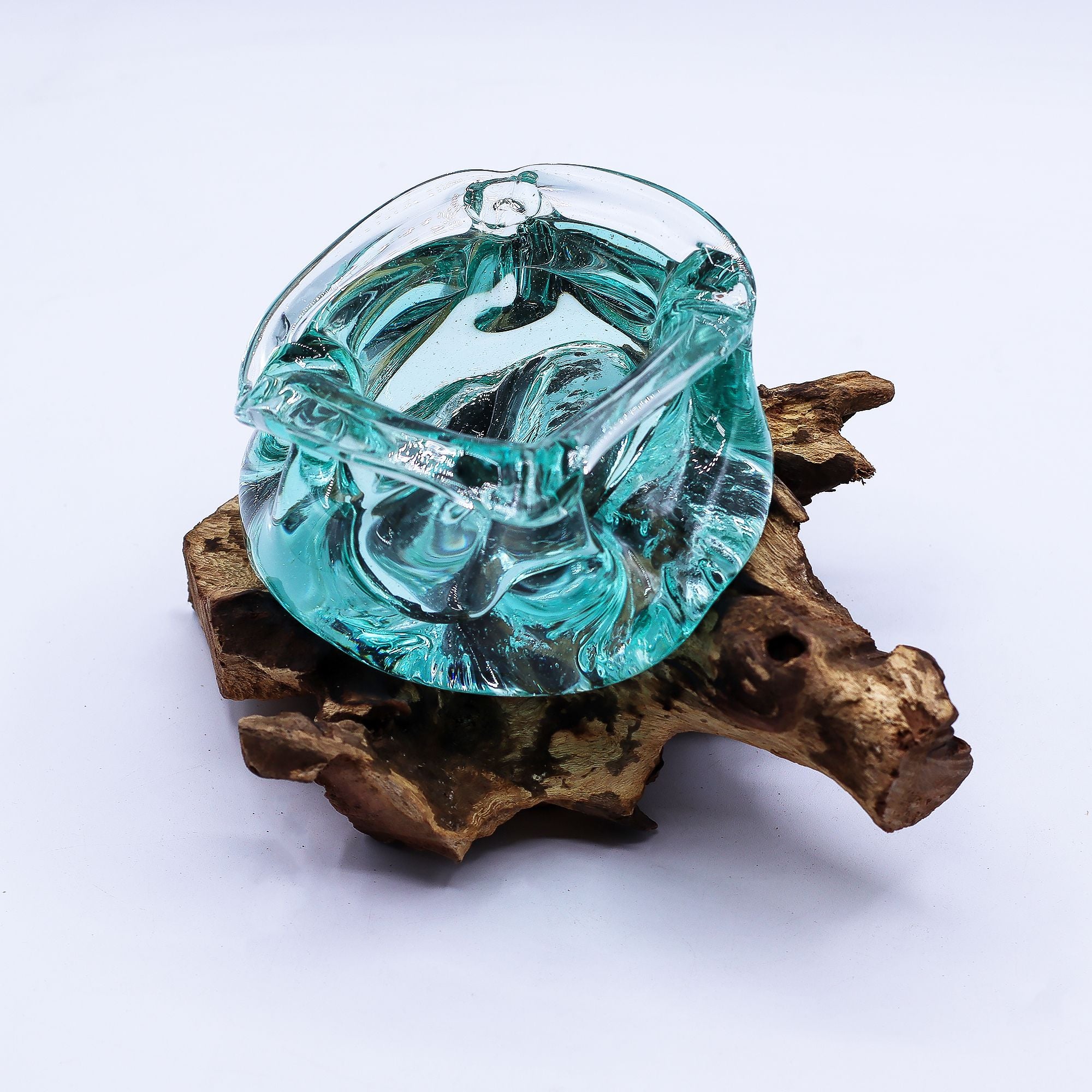 Cendrier et Bougeoir en Verre en Fusion sur Racine de Gamal - Pièce Artisanale Balinaise
