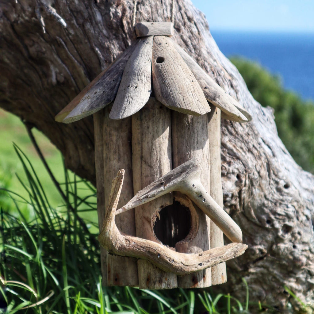 Petit Nichoir Suspendu En Bois Flotté – Cabane Artisanale Pour Oiseaux