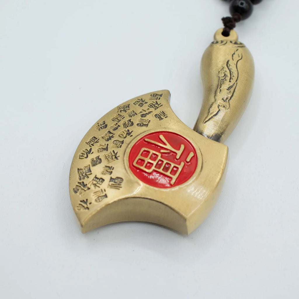Suspension Feng Shui en Laiton – Hache Symbolique de Protection & Prospérité AWGifts Dropship