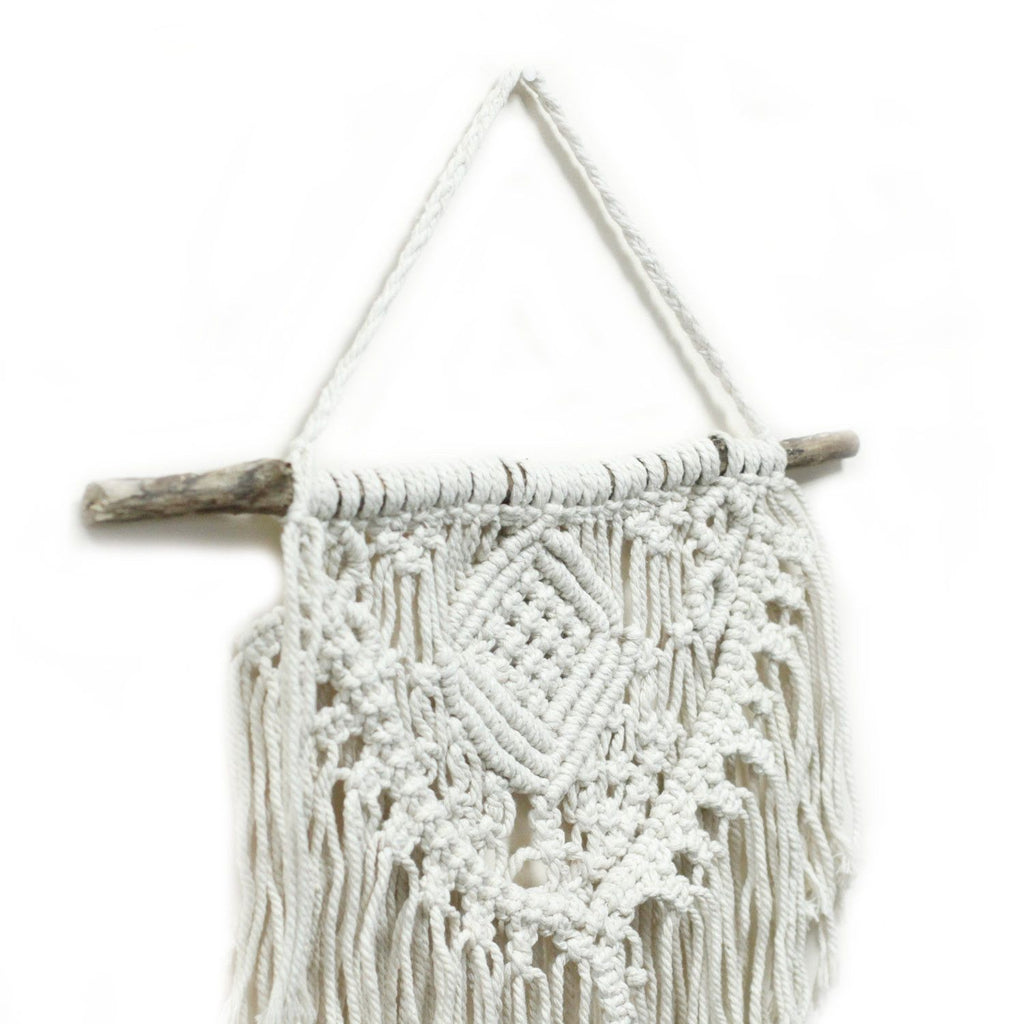 Décoration Murale en Macramé Naturel – Maison &amp; Cœur
