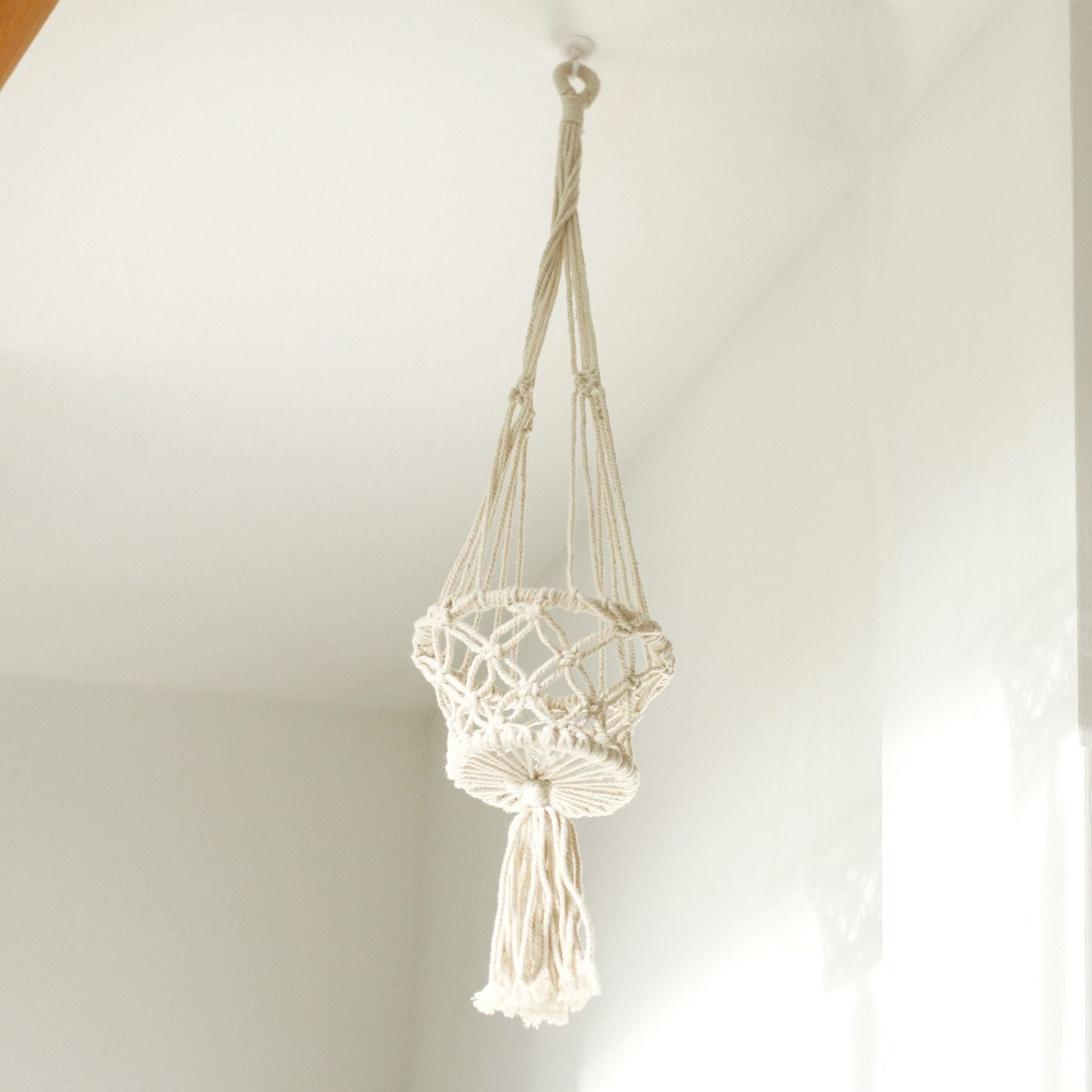 Support pour Pot en Macramé Naturel – Petit Modèle Suspendu