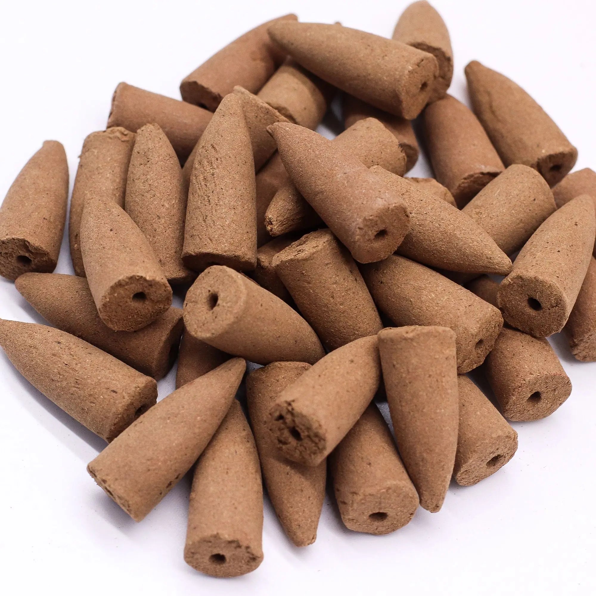 Encens à reflux Oudh – Cônes backflow pour brûleur d’encens cascade (10 pièces) AWGifts Dropship