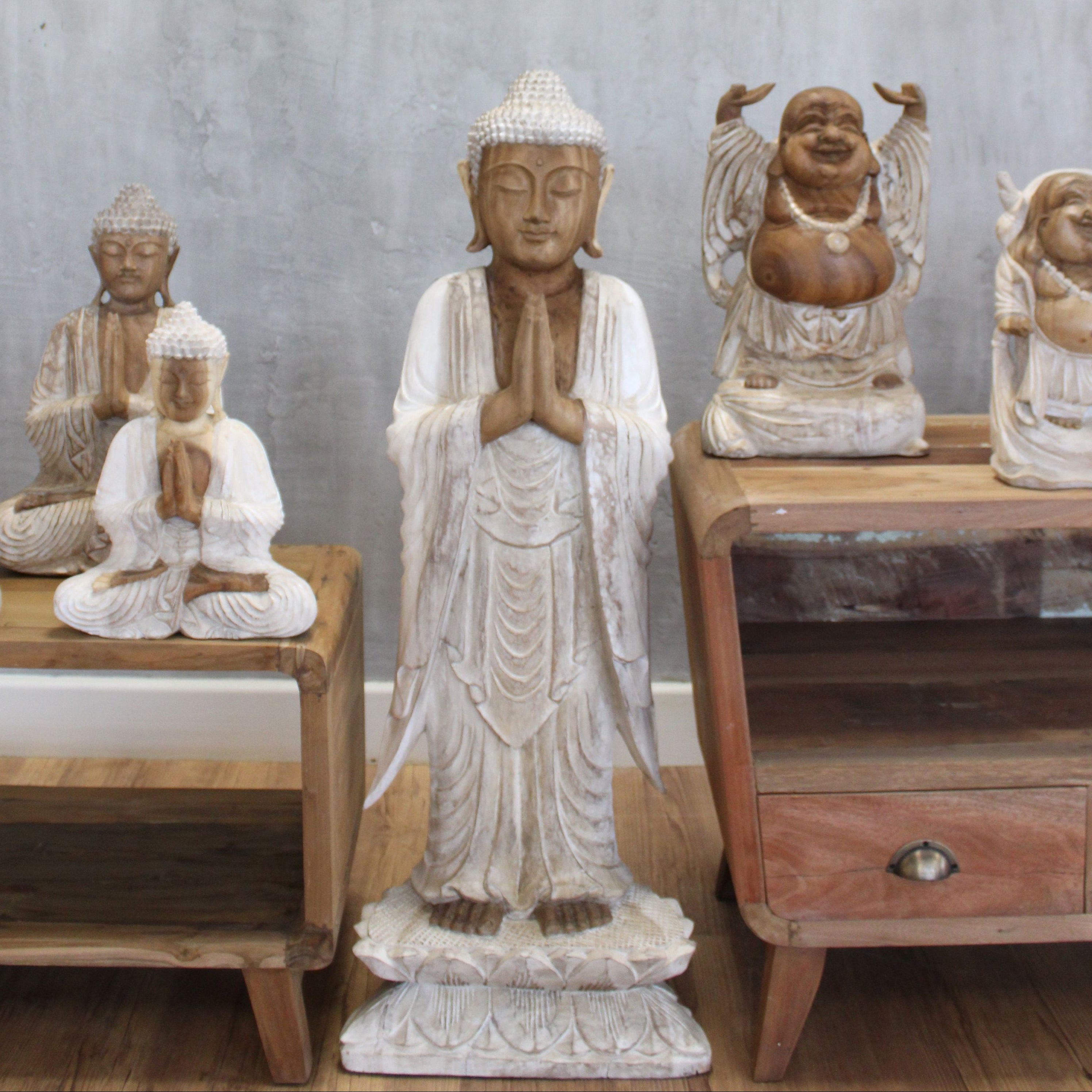 Statue de Bouddha sculptée à la main – 100 cm – Blanchie à la chaux