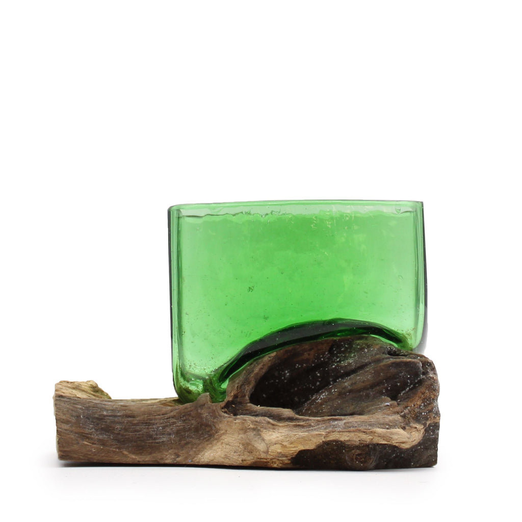 Bol carré en verre recyclé sur bois de Gamal – 250 ml