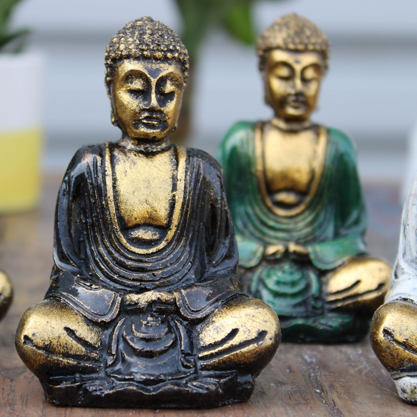 Bouddha Miniature Doré – Couleurs Assorties