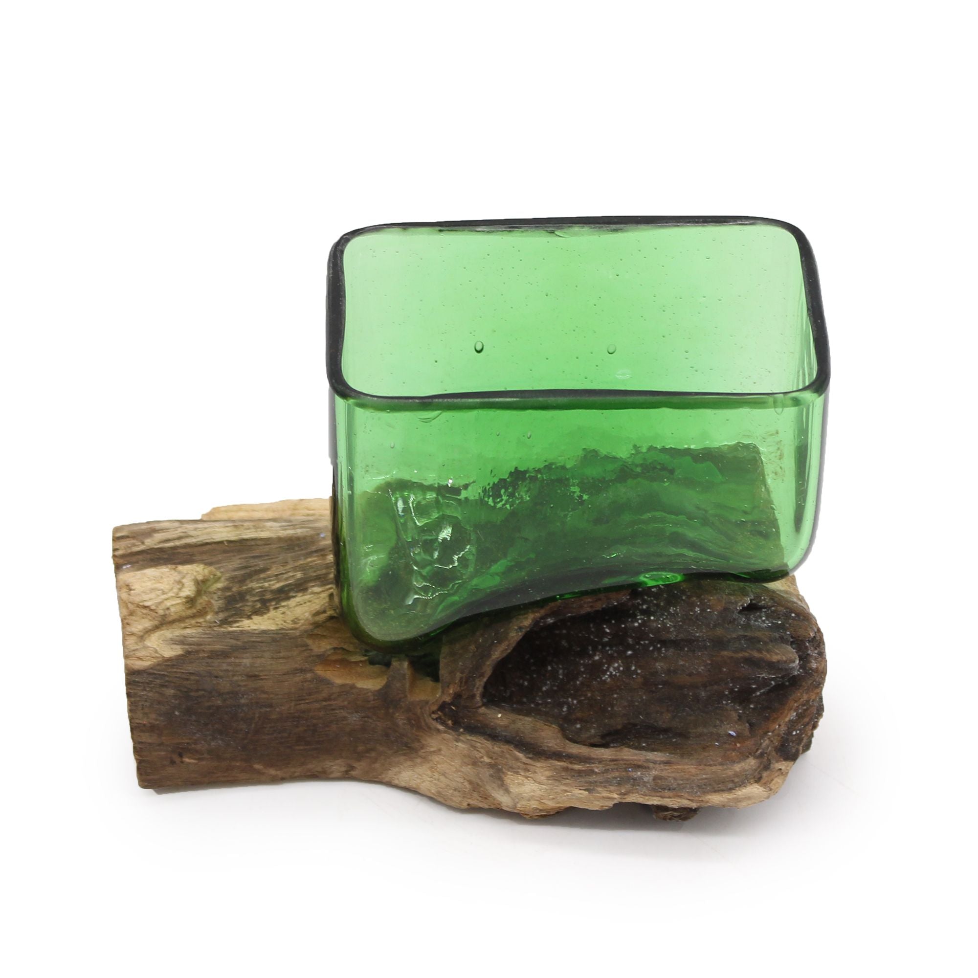 Bol carré en verre recyclé sur bois de Gamal – 250 ml
