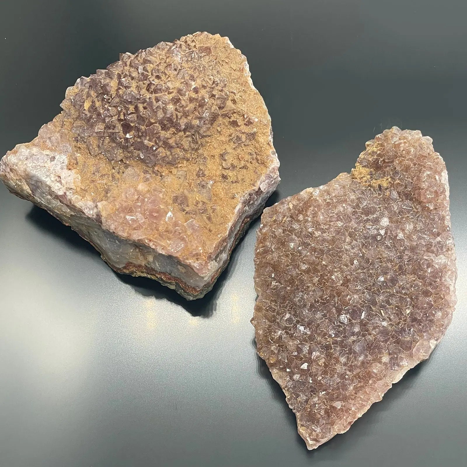 Plateau de 20 Améthystes Naturelles du Maroc – Qualité Supérieure (1,9 kg) AWGifts Dropship