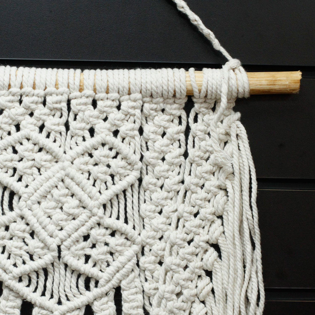 Décoration murale en macramé – Coton naturel - Abondance Démesurée