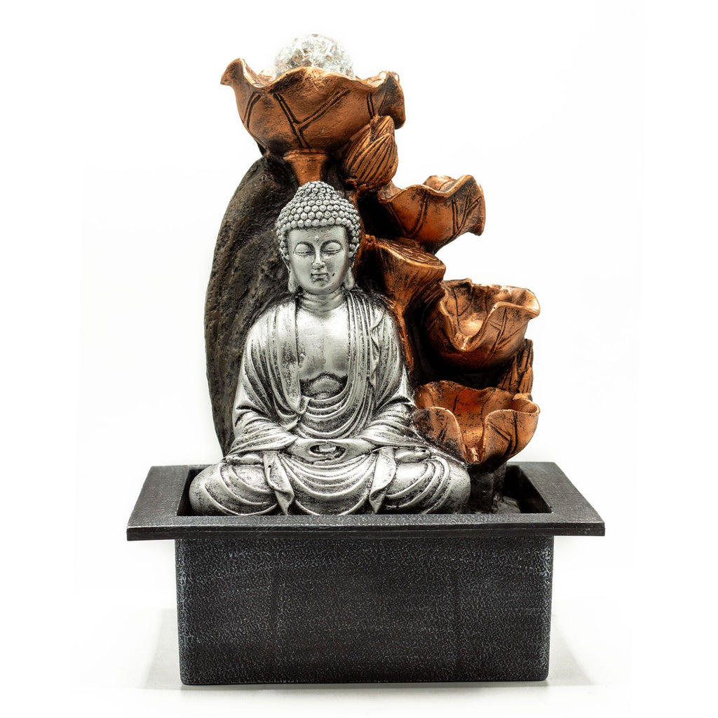 Fontaine de table – Cascade Bouddha Zen argentée 35 cm avec boule de cristal - Karmic Artisan