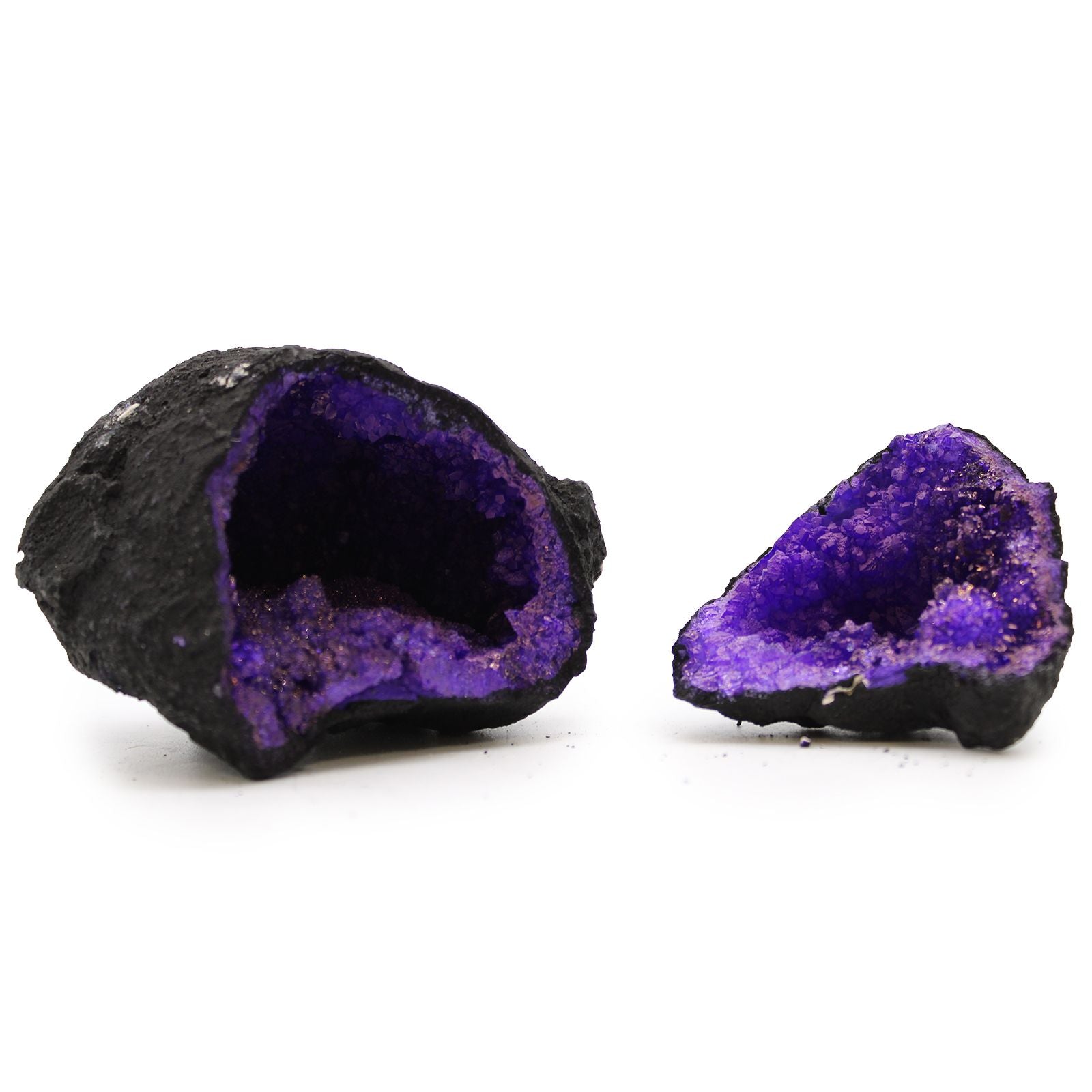 Géode de calcite colorée — Roche noire & violet — 8,5 cm - 200g - Karmic Artisan