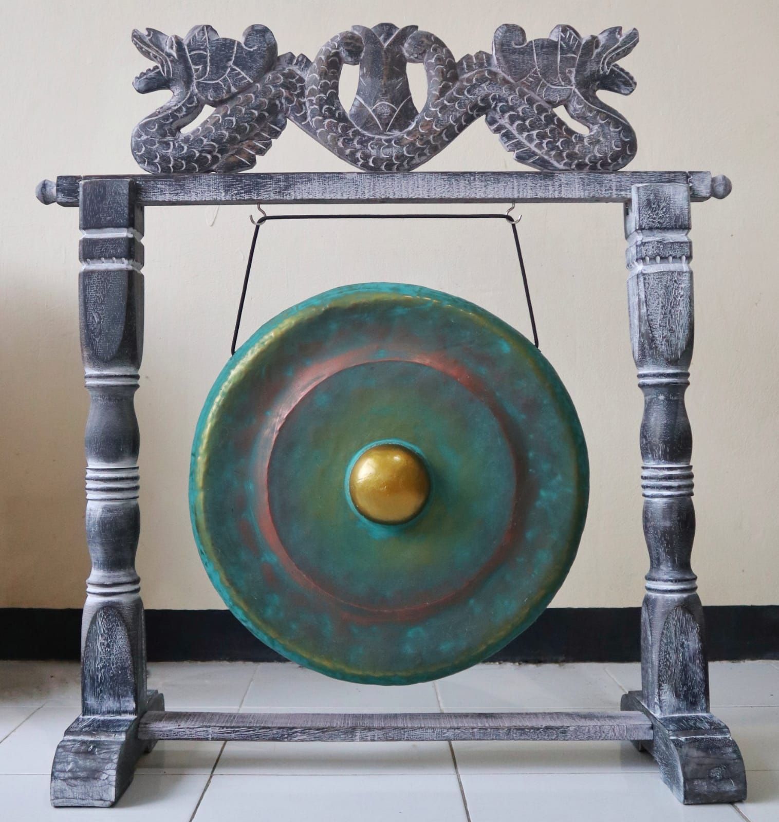 Gong moyen sur pied - 35 cm - vert délavé - Karmic Artisan