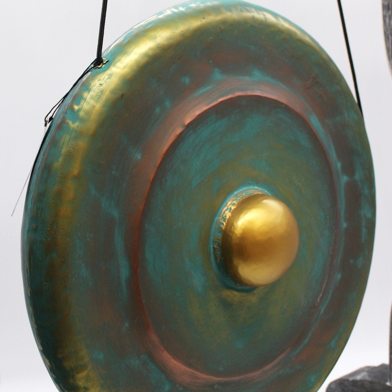 Gong moyen sur pied - 50 cm - vert délavé - Karmic Artisan