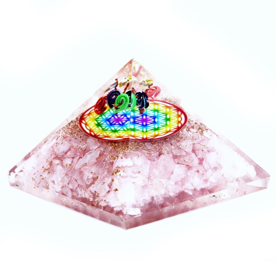 Pyramide d’Orgonite – Quartz Rose & Fleur de Vie Arc - en - ciel – 70 mm - Karmic Artisan