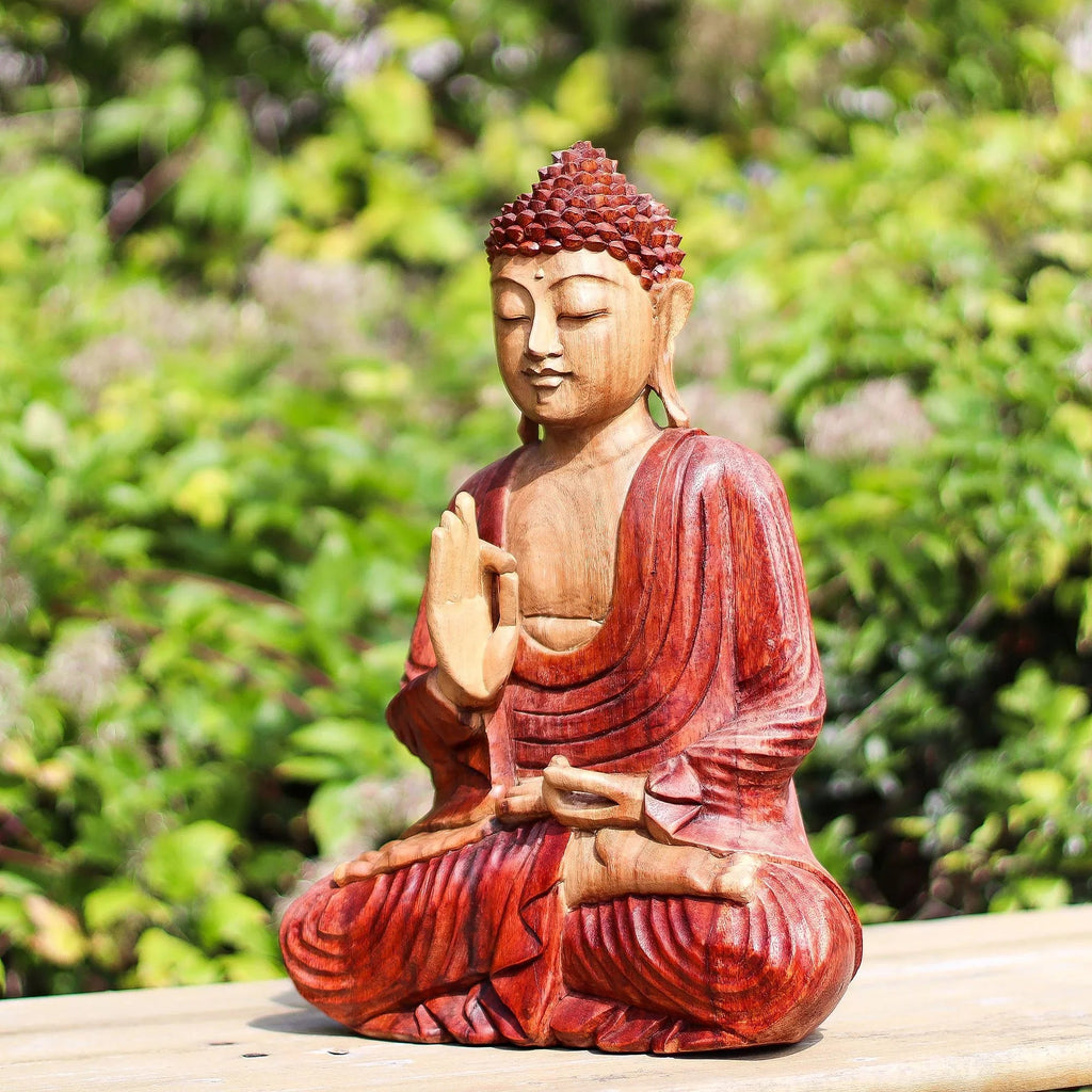 Statue de Bouddha en bois de Suar – 30 cm – Transmission d’enseignement - Karmic Artisan